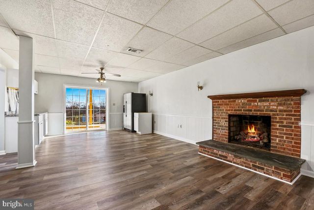 12316 FOUNTAIN DR, Clarksburg, MD 20871