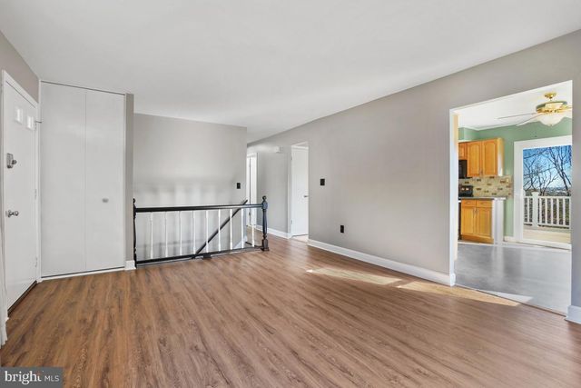 12316 FOUNTAIN DR, Clarksburg, MD 20871