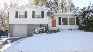 709 Sunbright Avenue, Portage, MI 49024