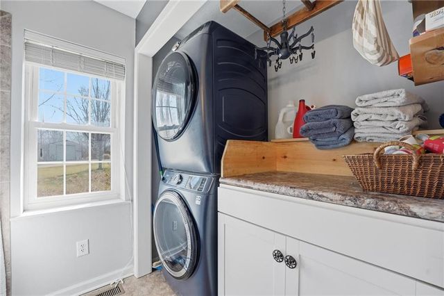 21816 S HANNAH Road, Harrisonville, MO 64701