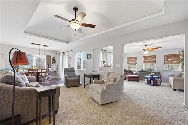 21816 S HANNAH Road, Harrisonville, MO 64701