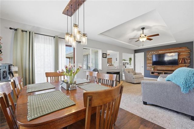 21816 S HANNAH Road, Harrisonville, MO 64701