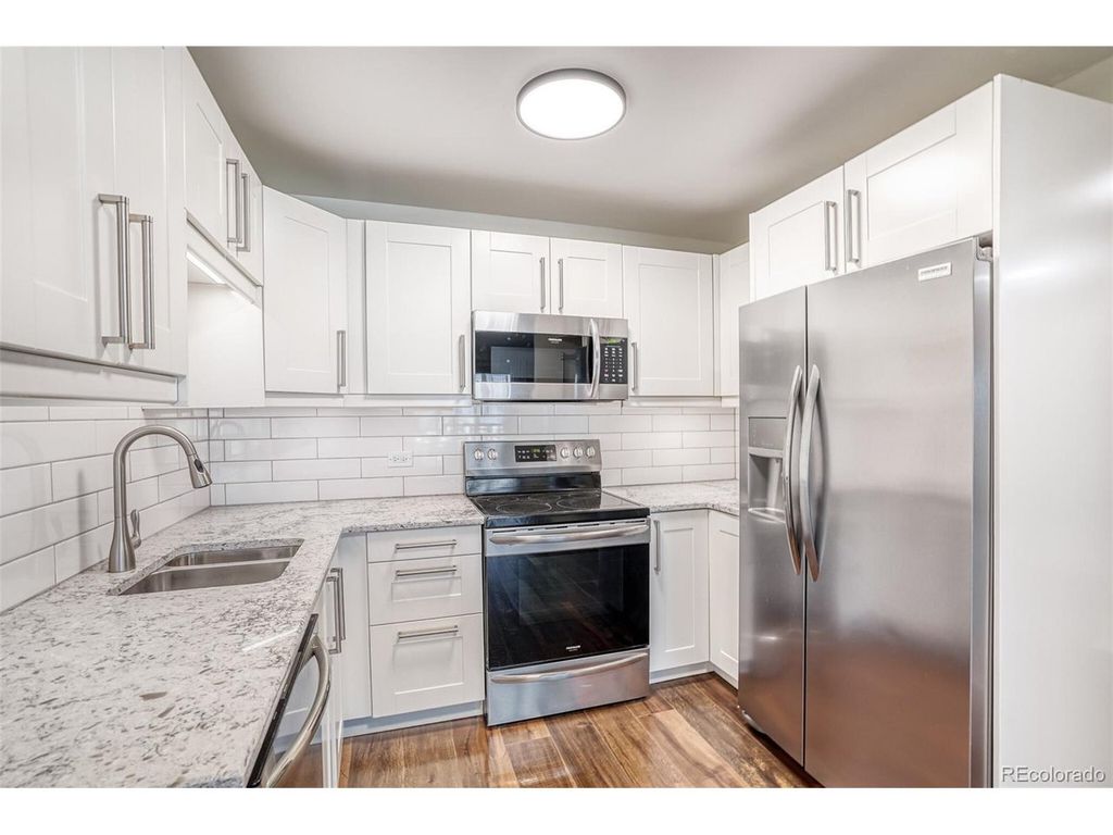 695 S Alton Way 1D, Denver, CO 80247