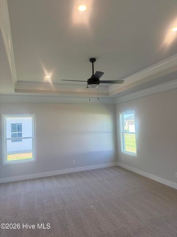 186 Seashore Street, Grimesland, NC 27837