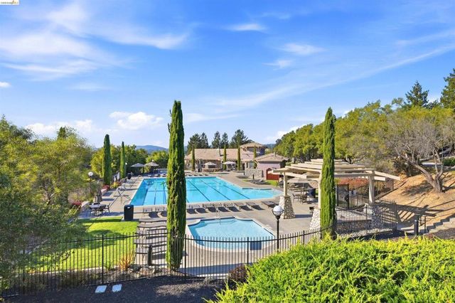 23389 Canyon Terrace Dr, Castro Valley, CA 94552