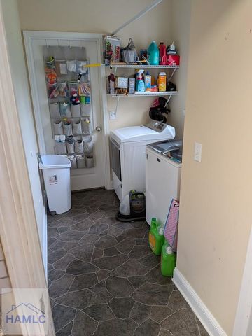 1228 Peacock Trail, Hinesville, GA 31313