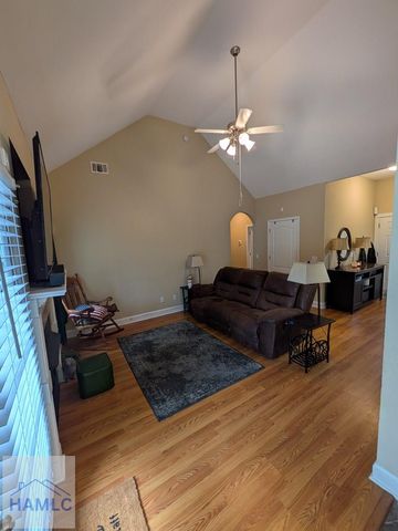 1228 Peacock Trail, Hinesville, GA 31313
