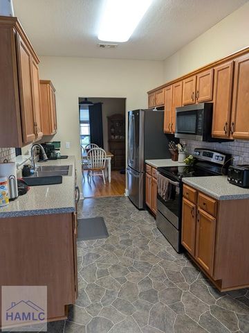 1228 Peacock Trail, Hinesville, GA 31313