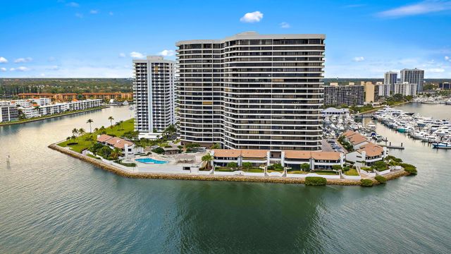 100 Lakeshore Drive 251, North Palm Beach, FL 33408