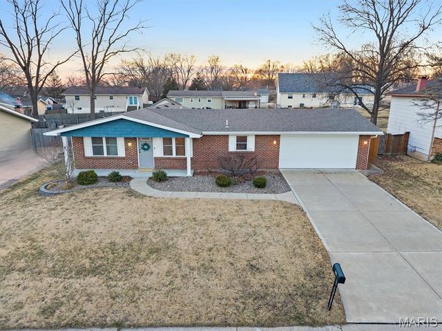 617 Watkins Glen Drive, St Charles, MO 63304