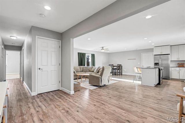 617 Watkins Glen Drive, St Charles, MO 63304