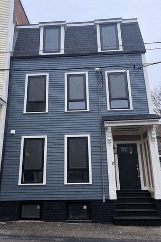 11 Burrill Pl 3, Boston, MA 02127