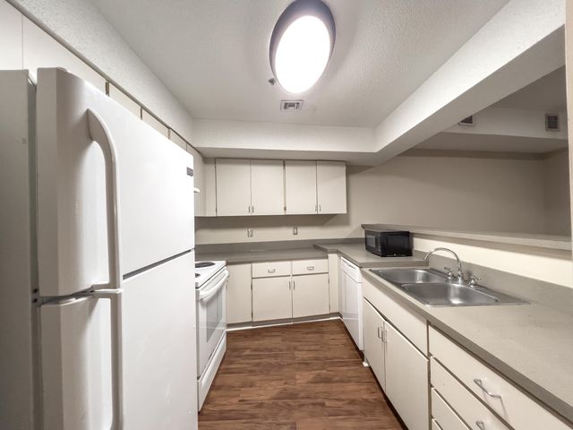 151 Calhoun Street G, Charleston, SC 29401