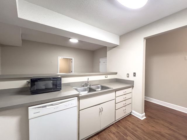 151 Calhoun Street G, Charleston, SC 29401