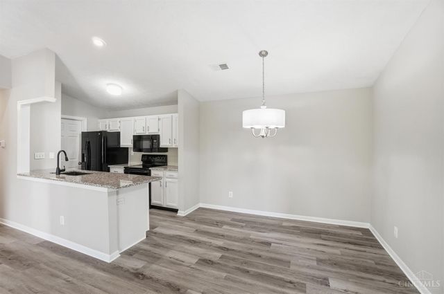 8900 Eagleview Drive, West Chester, OH 45069