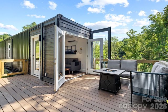 8 & 10 George Allen Ridge A & B, Arden, NC 28704
