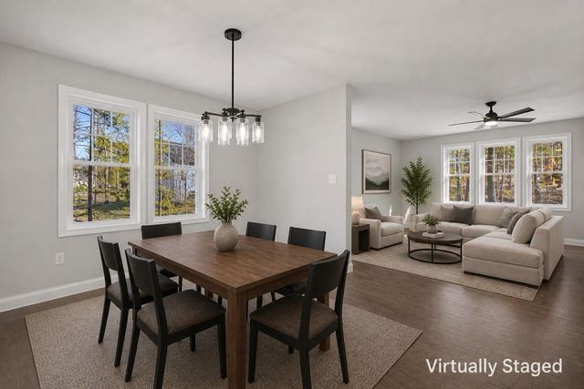 5 Blaisdell Court, Raymond, NH 03077