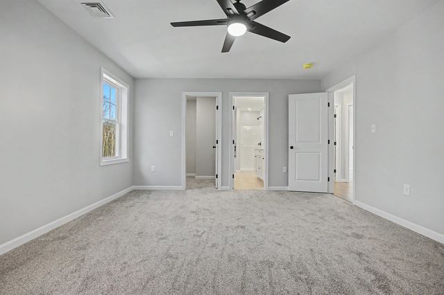5 Blaisdell Court, Raymond, NH 03077