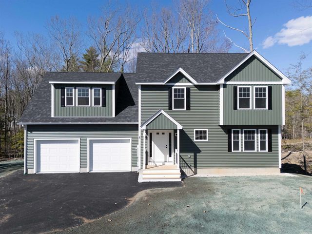 5 Blaisdell Court, Raymond, NH 03077