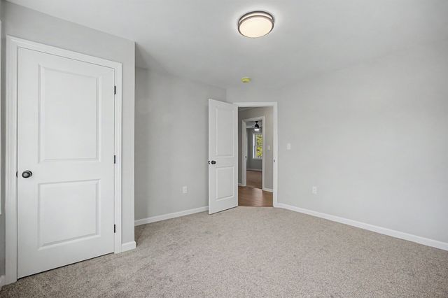 5 Blaisdell Court, Raymond, NH 03077