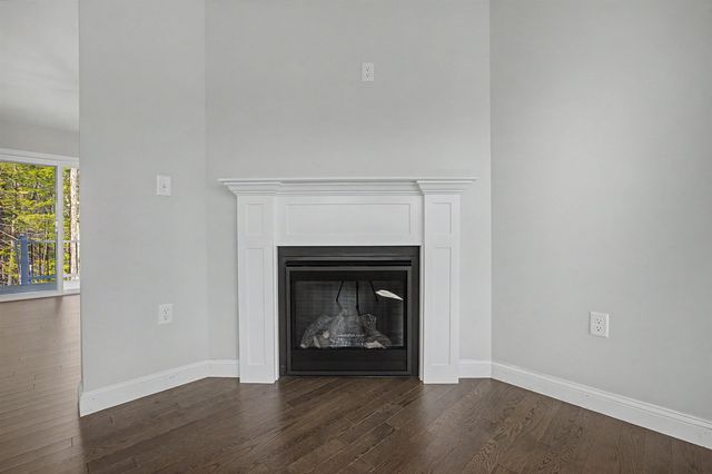 5 Blaisdell Court, Raymond, NH 03077