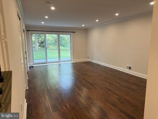 15 MAGNOLIA CT, Lawrence Twp, NJ 08648