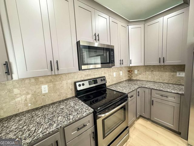 8001 Woodland Lane, Alpharetta, GA 30009