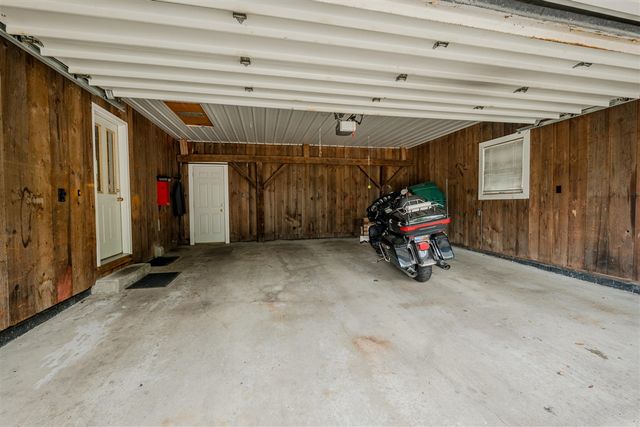 106 Prairie Avenue, White Pigeon, MI 49099