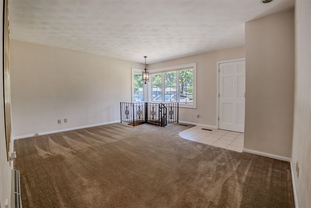 106 Prairie Avenue, White Pigeon, MI 49099