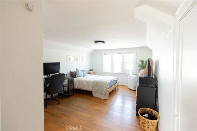 715 E Mcfadden, Santa Ana, CA 92707