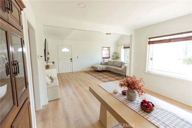 715 E Mcfadden, Santa Ana, CA 92707
