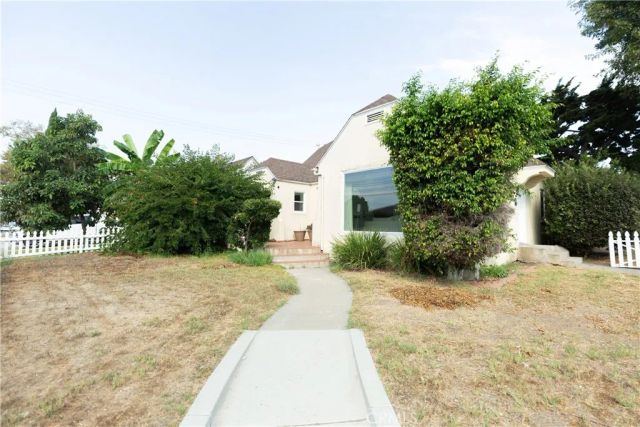715 E Mcfadden, Santa Ana, CA 92707