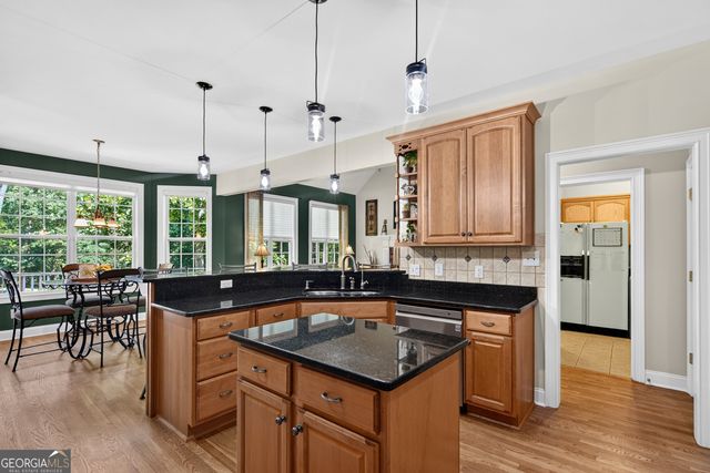 135 Primrose Pass, Newnan, GA 30265