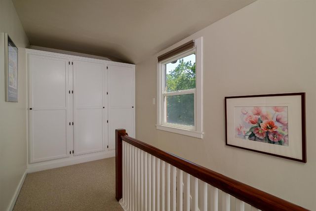 2630 Land Park Dr, Sacramento, CA 95818