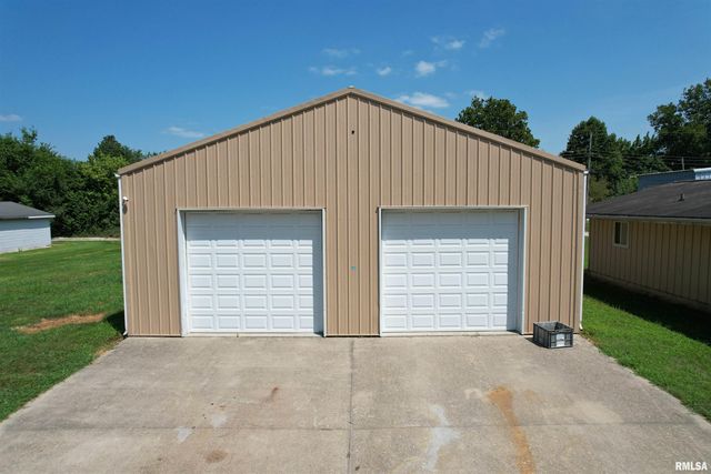 1425 S LOCUST Street, Centralia, IL 62881