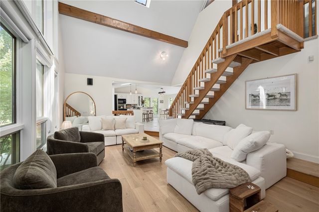 40 Moosehorn Road, East Greenwich, RI 02818