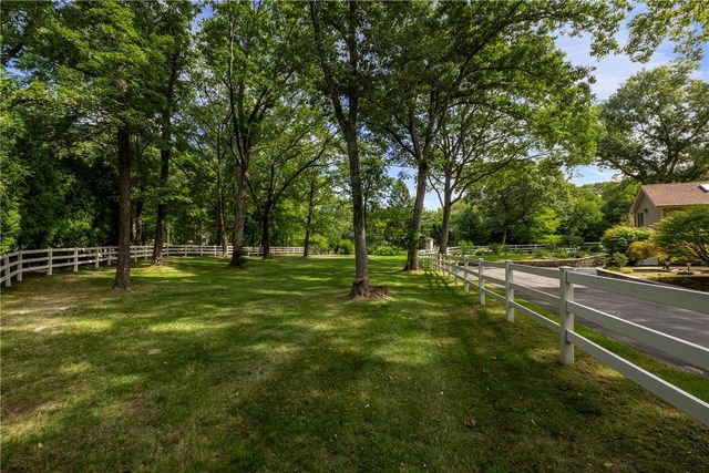40 Moosehorn Road, East Greenwich, RI 02818