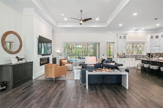 3272 NW 77TH AVENUE, Ocala, FL 34482