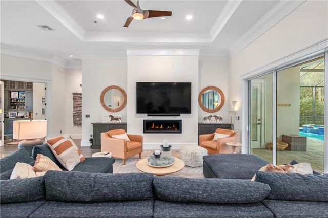 3272 NW 77TH AVENUE, Ocala, FL 34482