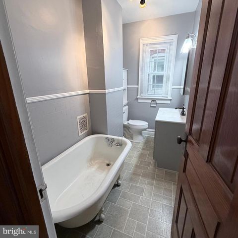 235 PARK AVENUE, Chambersburg, PA 17201