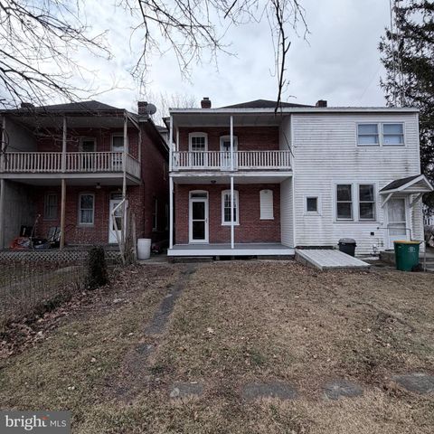 235 PARK AVENUE, Chambersburg, PA 17201