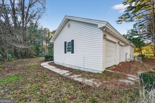 1047 Juniper Lane, Townsend, GA 31331