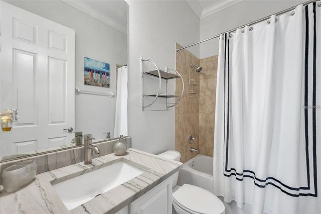 10050 BAYOU GRANDE AVENUE, Seminole, FL 33772