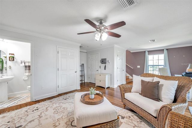 10050 BAYOU GRANDE AVENUE, Seminole, FL 33772