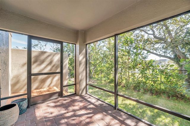 10050 BAYOU GRANDE AVENUE, Seminole, FL 33772