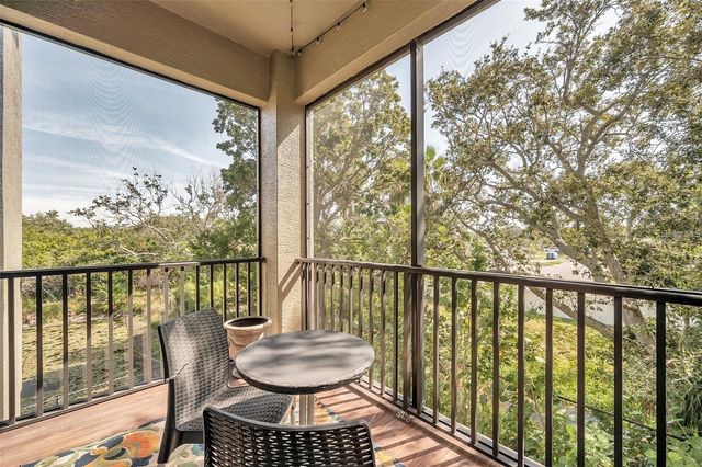 10050 BAYOU GRANDE AVENUE, Seminole, FL 33772