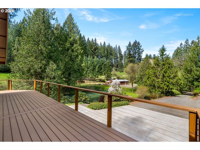 26020 Sw HEATON CREEK Dr, Newberg, OR 97132