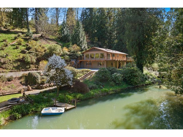 26020 Sw HEATON CREEK Dr, Newberg, OR 97132