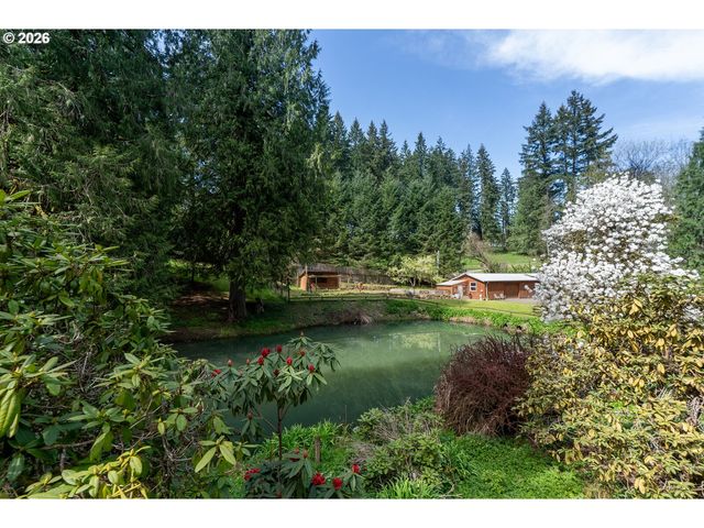 26020 Sw HEATON CREEK Dr, Newberg, OR 97132