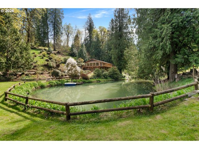 26020 Sw HEATON CREEK Dr, Newberg, OR 97132